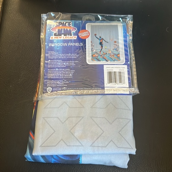 Soace Jam - A New Legacy Window Panels - Picture 2 of 2